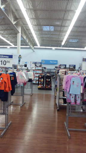 Department Store «Walmart Supercenter», reviews and photos, 11 Ashleigh Dr, Derry, NH 03038, USA