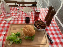 Plats et boissons du Restaurant de hamburgers Original burger à Eysines - n°5