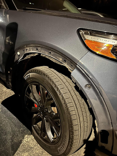 Auto Body Shop «Maaco Collision Repair & Auto Painting», reviews and photos, 4416 Pflaum Rd, Madison, WI 53716, USA