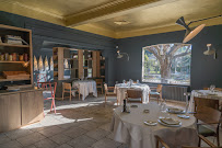 Atmosphère du Restaurant gastronomique Restaurant La Cabro d'Or Baumanière à Les Baux-de-Provence - n°1
