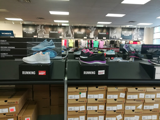Shoe Store «Reebok Outlet», reviews and photos, 6974 Gateway Blvd E, El Paso, TX 79915, USA