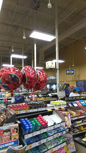 Grocery Store «Kroger», reviews and photos, 4777 Kenard Ave, Cincinnati, OH 45232, USA