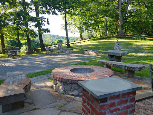 American Restaurant «Mohawk House», reviews and photos, 3 S Sparta Ave, Sparta Township, NJ 07871, USA