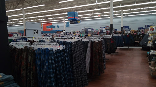 Discount Store «Walmart», reviews and photos, 1450 University Ave W, St Paul, MN 55104, USA