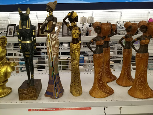 Clothing Store «Ross Dress for Less», reviews and photos, 10140 W McDowell Rd, Avondale, AZ 85392, USA