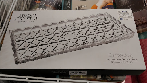 Clothing Store «Ross Dress for Less», reviews and photos, 1020 Veterans Pkwy, Clarksville, IN 47129, USA