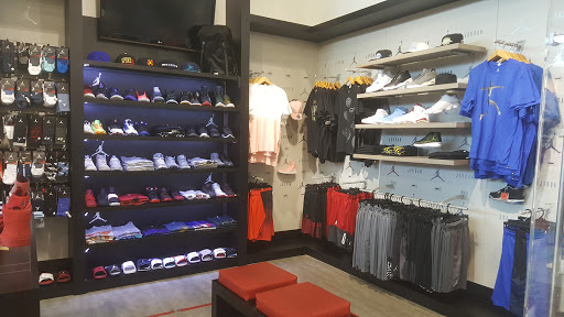 Shoe Store «Just For Sports», reviews and photos, 6215 N Andrews Ave, Fort Lauderdale, FL 33309, USA