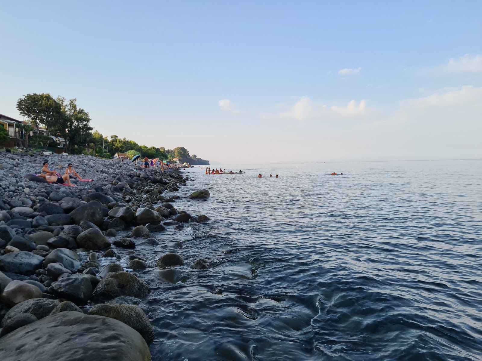 Fotografie cu Spiaggia di Praiola - locul popular printre cunoscătorii de relaxare