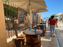 Atmosphère du Restaurant Café Des Vestiges à Bonifacio - n°1