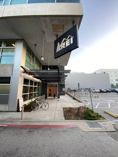 Camping Store «REI», reviews and photos, 840 Brannan St, San Francisco, CA 94103, USA