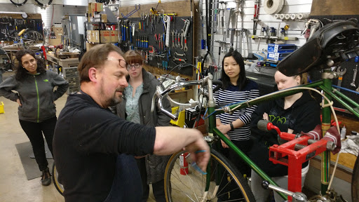 Bicycle Store «Cosmic Bikes Inc.», reviews and photos, 4641 N Milwaukee Ave, Chicago, IL 60630, USA