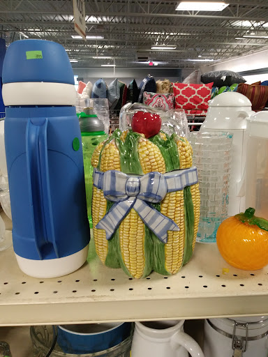 Thrift Store «Goodwill», reviews and photos