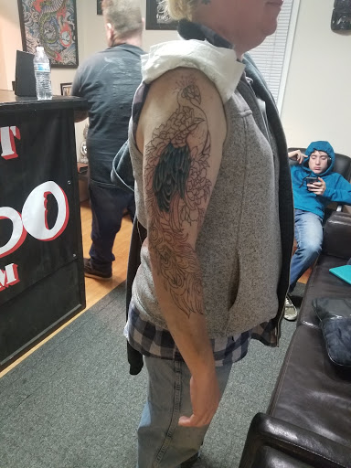 Tattoo Shop «Permanent Marx Tattoo», reviews and photos, 1127 Edgewater St NW, Salem, OR 97304, USA