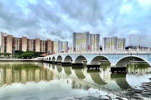 Lek Yuen Bridge image