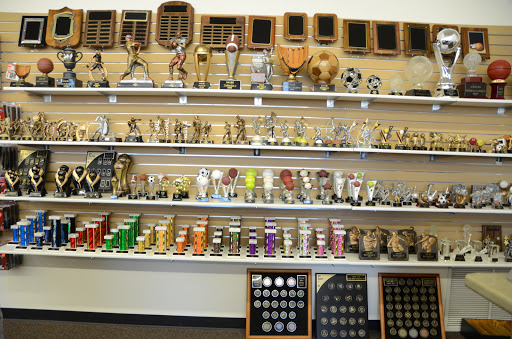 Sporting Goods Store «Chippewa Valley Sporting Goods», reviews and photos, 1315 S Hastings Way, Eau Claire, WI 54701, USA