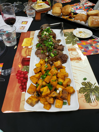 Meal Takeaway «Dash of Salt n Pepper Catering», reviews and photos, 10353 Cross Creek Blvd, Tampa, FL 33647, USA