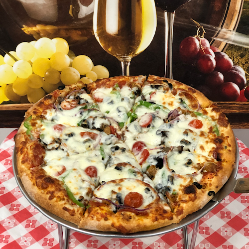 #6 best pizza place in Cathedral City - Pizzeria Bambinos & Bar