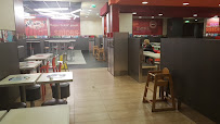 Atmosphère du Restaurant KFC VITRY à Vitry-sur-Seine - n°11