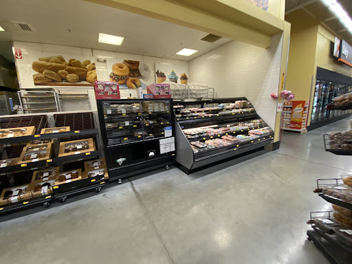 Supermarket «Walmart Neighborhood Market», reviews and photos, 825 Casa Verde Blvd, Lake Mary, FL 32746, USA