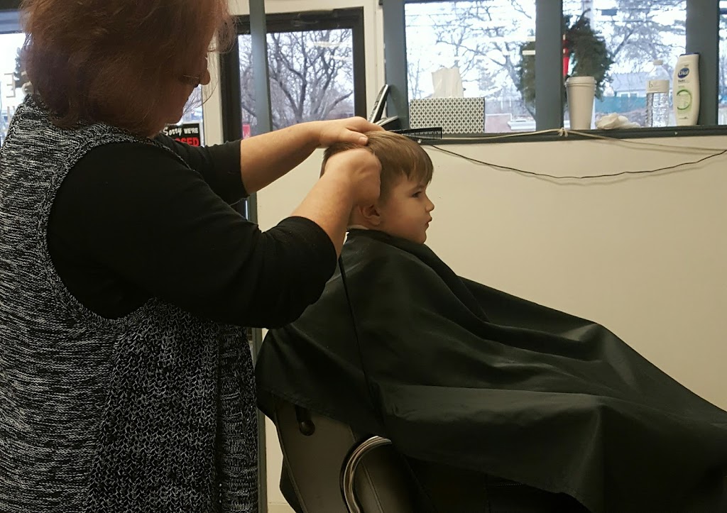 Hair N' Place 06824
