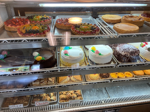 Pastry Shop «Lyndhurst Pastry Shop», reviews and photos, 256 Ridge Rd, Lyndhurst, NJ 07071, USA