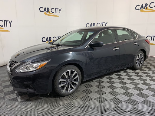 Used Car Dealer «Car City», reviews and photos, 6540 S Cedar St, Lansing, MI 48911, USA