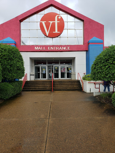 VF Outlet, 2824 S Eason Blvd, Tupelo, MS 38804, USA, 
