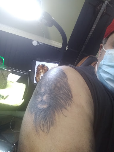 Tattoo Shop «Frequency Tattoo Company», reviews and photos, 4038 Ridge Ave, Philadelphia, PA 19129, USA