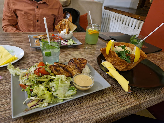 Comentarii opinii despre Baráti Kávézó 2.