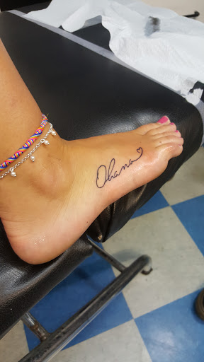 Tattoo Shop «Bonehead Tattoo», reviews and photos, 6505 Camp Bowie Blvd, Fort Worth, TX 76116, USA