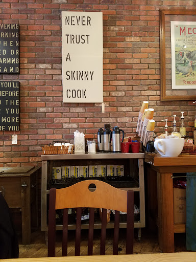 Liquor Store «Fairchilds Market», reviews and photos, 171 Eagle Rock Ave, Roseland, NJ 07068, USA