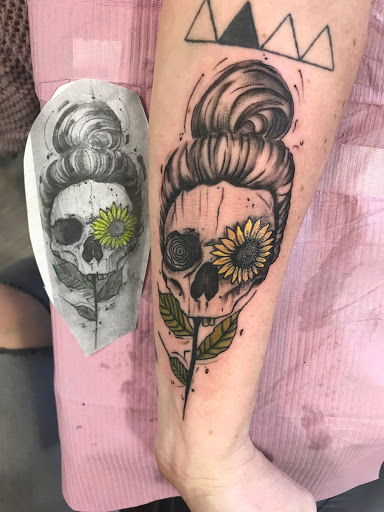 Tattoo Shop «Ink Ink Tattoo & Piercing Studio», reviews and photos, 302 E Commercial St, Springfield, MO 65803, USA