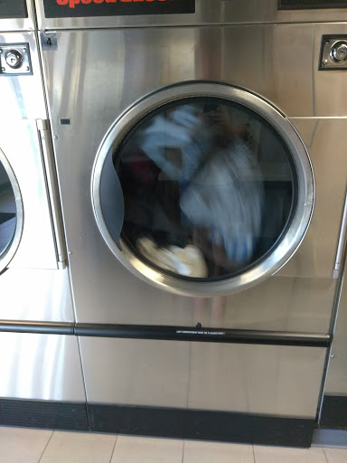 Laundromat «Spin Cycle Laundry Lounge», reviews and photos, 10113 Folsom Blvd, Rancho Cordova, CA 95670, USA