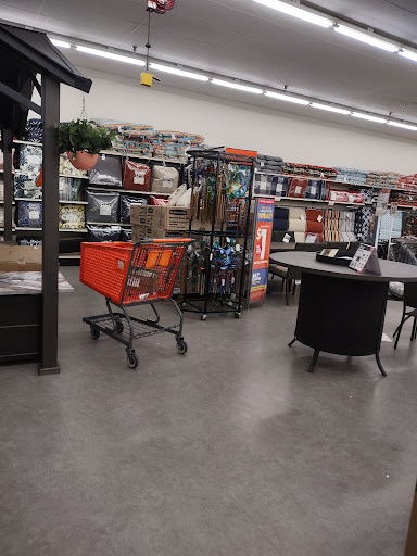 Discount Store «Big Lots», reviews and photos, 426 E Waterloo Rd, Akron, OH 44319, USA