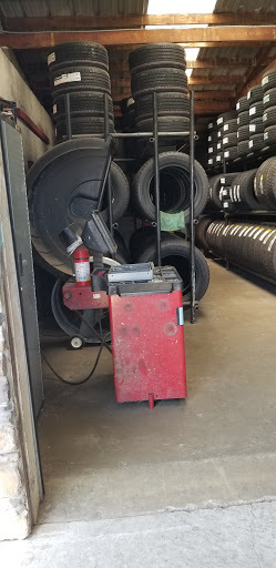 Tire Shop «Tire Plus», reviews and photos, 16742 Sprawling Oaks Dr, Conroe, TX 77385, USA