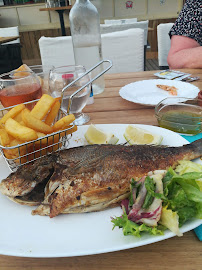 Plats et boissons du Restaurant LA GUINGUETTE DE LA PLAGE FRONTIGNAN - n°10