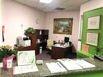 Oriental Lion Acupuncture Clinic 東方雄獅中醫院 - Photo 4 - Car repair in Chino, CA, Ontario