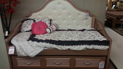 Furniture Store «Value City Furniture», reviews and photos, 9070 Dixie Hwy, Louisville, KY 40258, USA