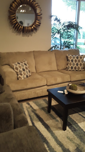 Furniture Store «Ashley HomeStore», reviews and photos, 18780 S Dixie Hwy, Cutler Bay, FL 33157, USA