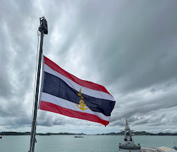 HTMS Chakri Naruebet photo