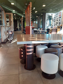 Atmosphère du Restauration rapide McDonald's Besançon Châteaufarine à Besançon - n°10
