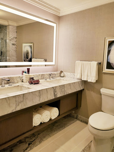 Hotel «The Ritz-Carlton, Cleveland», reviews and photos, 1515 W 3rd St, Cleveland, OH 44113, USA