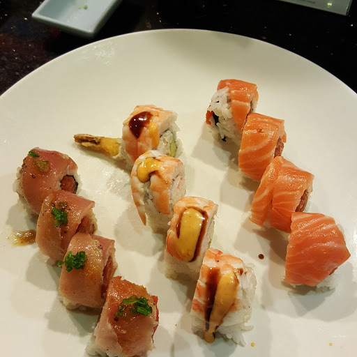 Shopping Mall «Mountain Green Shopping Center», reviews and photos, 357 S Mountain Ave, Upland, CA 91786, USA