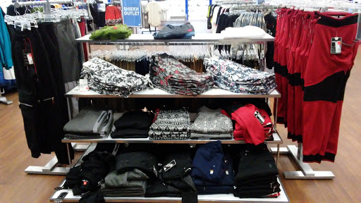 Shoe Store «Shiekh Shoes», reviews and photos, 1100 S Mooney Blvd, Visalia, CA 93277, USA