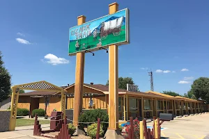 Ozark Trail Motel & Restaurant image