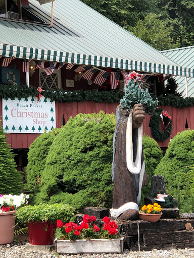 Gift Shop «Beach Basket Gift, Clothing & Christmas Shop», reviews and photos, 4102 Harborview Dr, Gig Harbor, WA 98332, USA