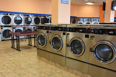 SuperSuds Laundromat - Wilmington
