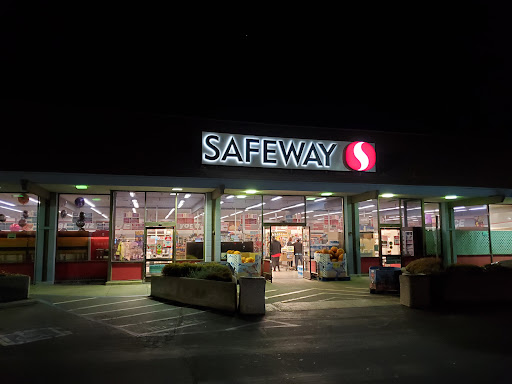 Grocery Store «Safeway», reviews and photos, 30 Chestnut Ave, South San Francisco, CA 94080, USA