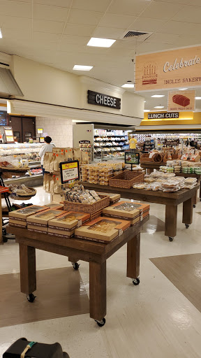 Grocery Store «Ingles Market», reviews and photos, 220 N Highland Lake Rd, Flat Rock, NC 28731, USA