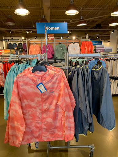 Clothing Store «Columbia Sportswear Outlet Store at Allen Premium Outlets», reviews and photos, 820 Stacy Rd #470, Allen, TX 75013, USA